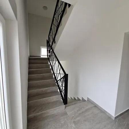 Emmi Nemira Appartement