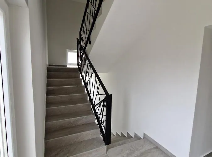 Emmi Nemira Apartment
