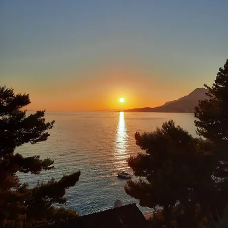 Emmi Nemira * Omiš